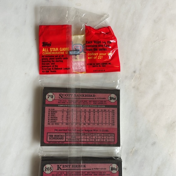 Unopened Topps 1989 Baseball Cards - Picture 5 of 6